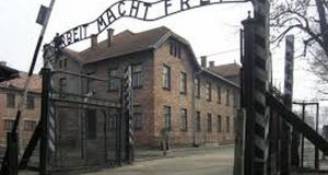 Obama Cites Lack Of Polish Golf Courses In Skipping Auschwitz