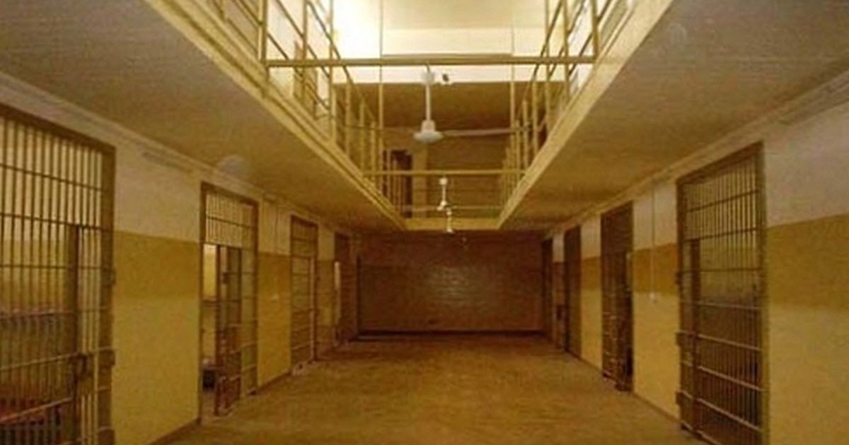 Prison De Femmes [1974] New Movies
